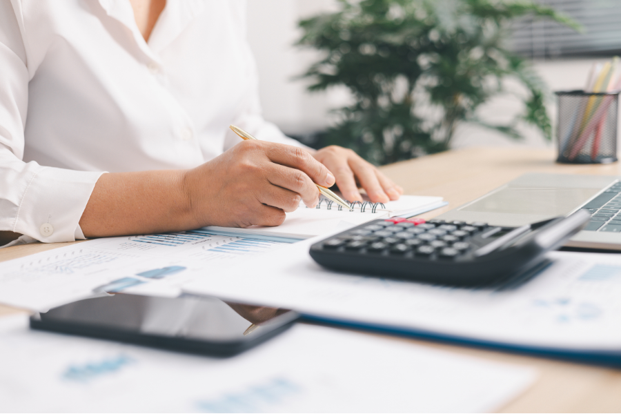 accounting firms calculating invoice